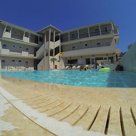 Happyland Hotel Apartments Nydri  Dış mekan fotoğraf