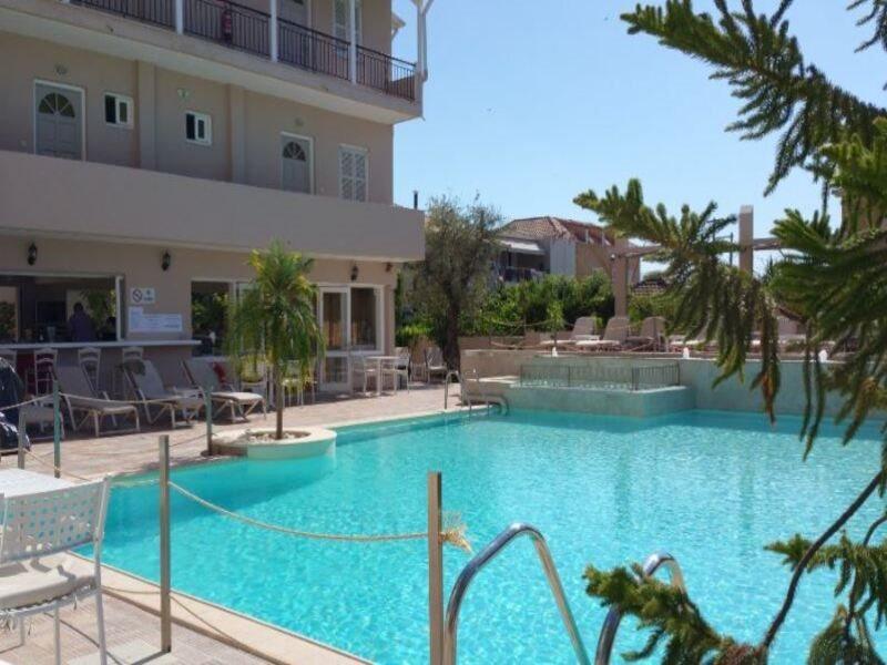 Happyland Hotel Apartments Nydri  Dış mekan fotoğraf