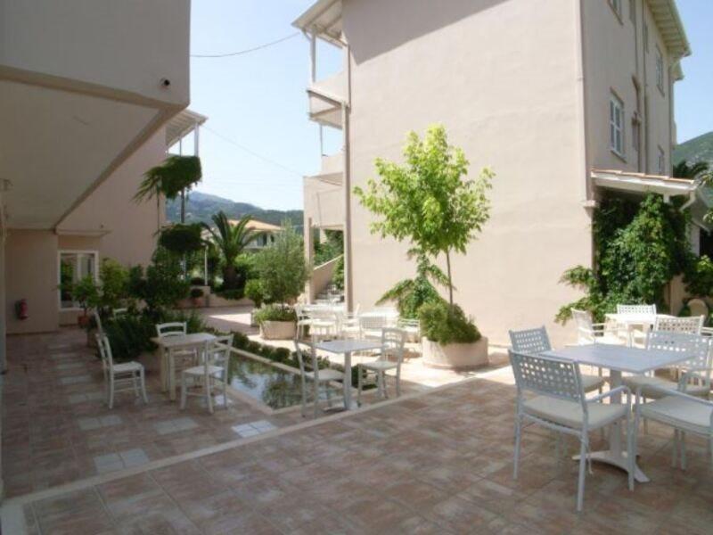 Happyland Hotel Apartments Nydri  Dış mekan fotoğraf