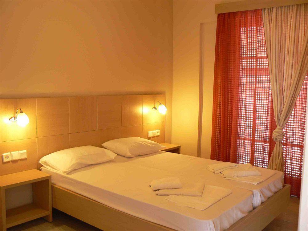 Happyland Hotel Apartments Nydri  Dış mekan fotoğraf