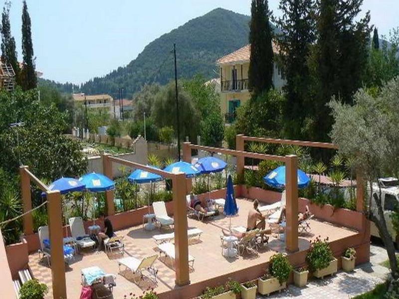 Happyland Hotel Apartments Nydri  Dış mekan fotoğraf