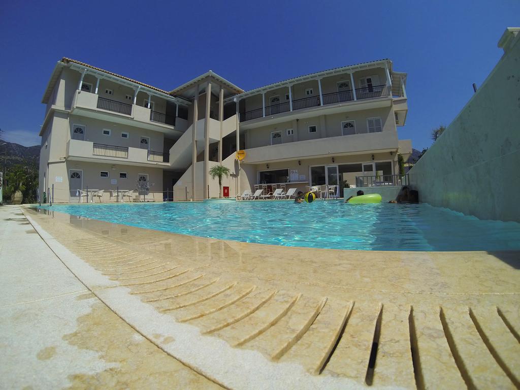 Happyland Hotel Apartments Nydri  Dış mekan fotoğraf
